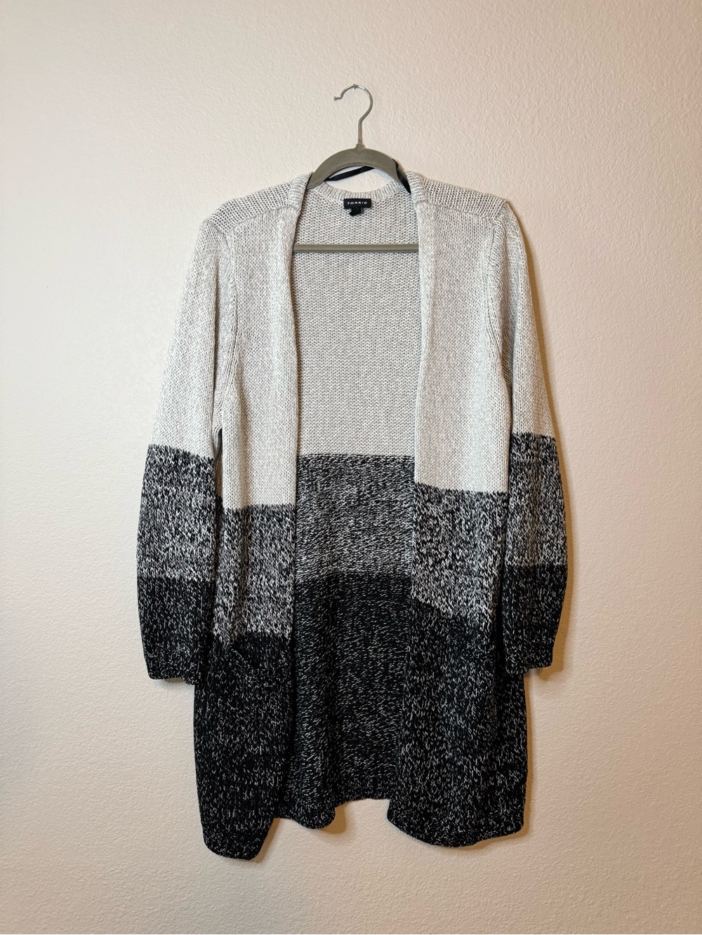 Torrid Colorblock Open Front Knit Cardigan Sweater Size 1 (1X) Gray Black
